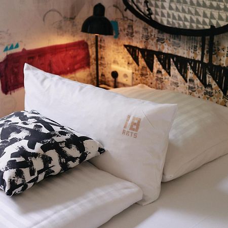 18Arts Hotel - Living In A Gallery! Colónia Exterior foto