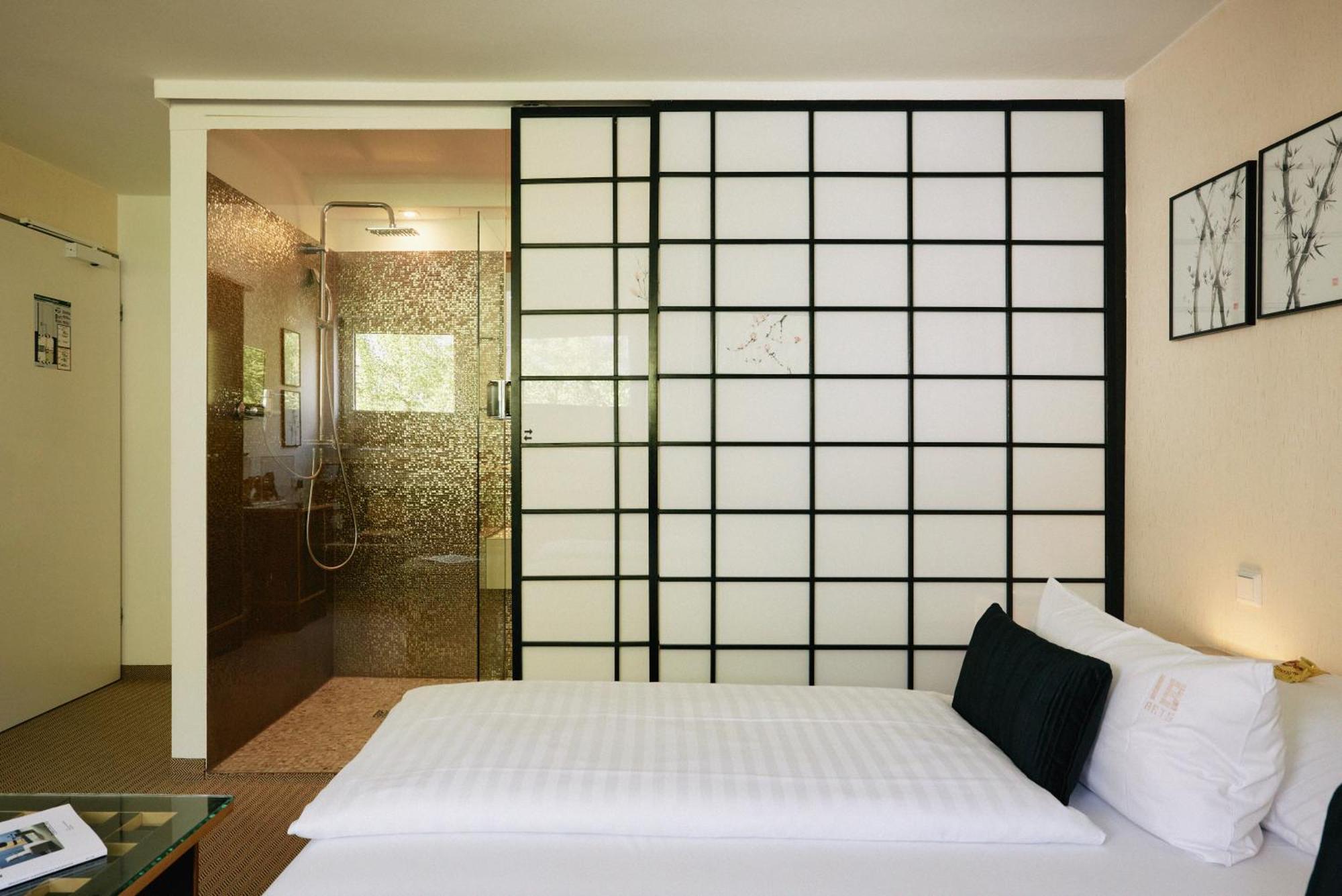 18Arts Hotel - Living In A Gallery! Colónia Exterior foto